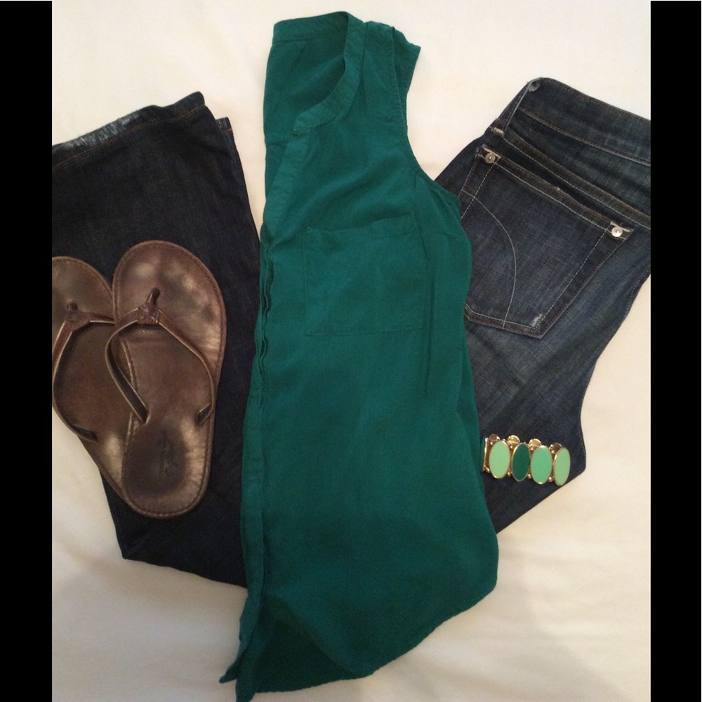 Old Navy Sleeveless Blouse XS