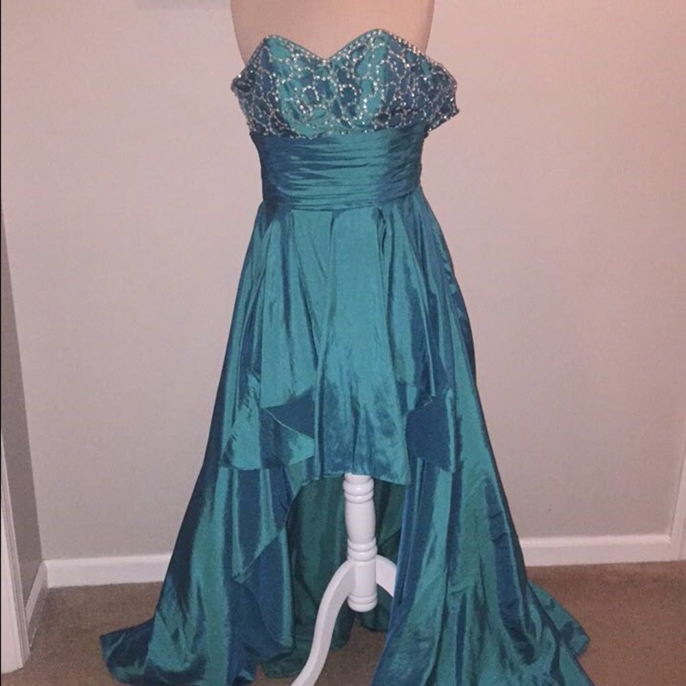 Robins Egg Prom Dress size small size 2-4