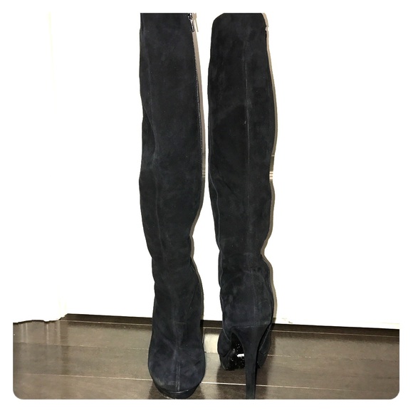 Black suede heel boots - Picture 3 of 3