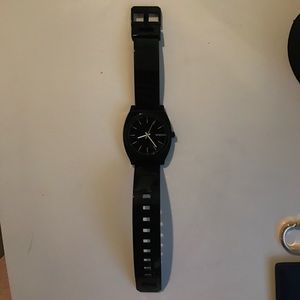 Nixon Time Teller Watch