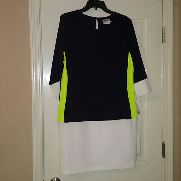 Dress - Picture 1 of 2