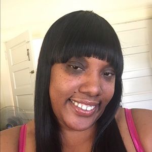 Meet your Posher, Coresha