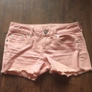 American Eagle light pink shorts