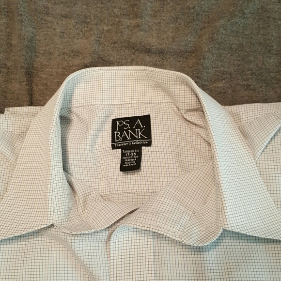 Button down dress shirt. - Picture 2 of 3