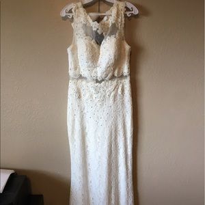 Off-white prom dress