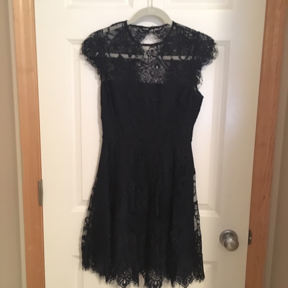 Gorgeous navy blue, lace dress