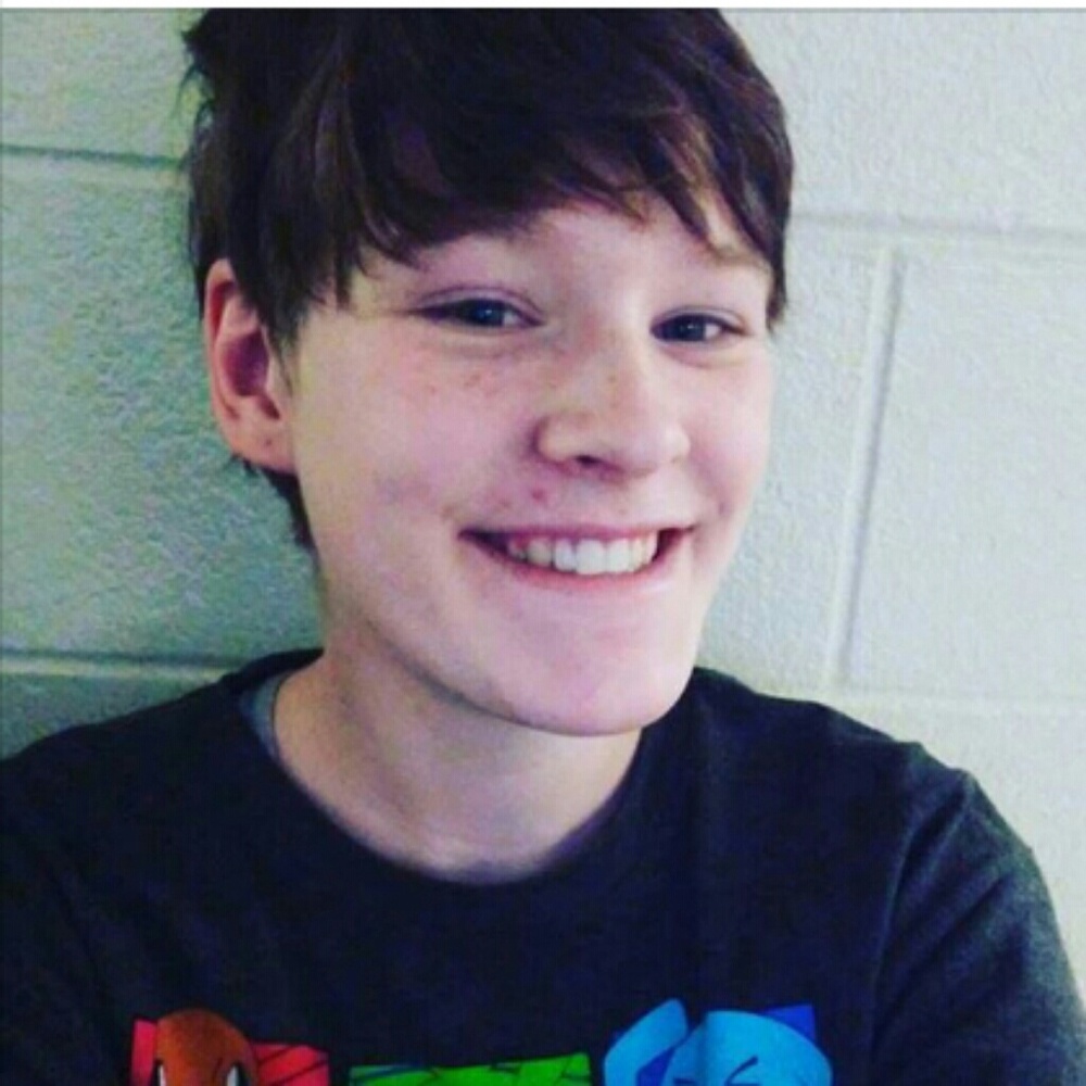 Meet your Posher, Billie