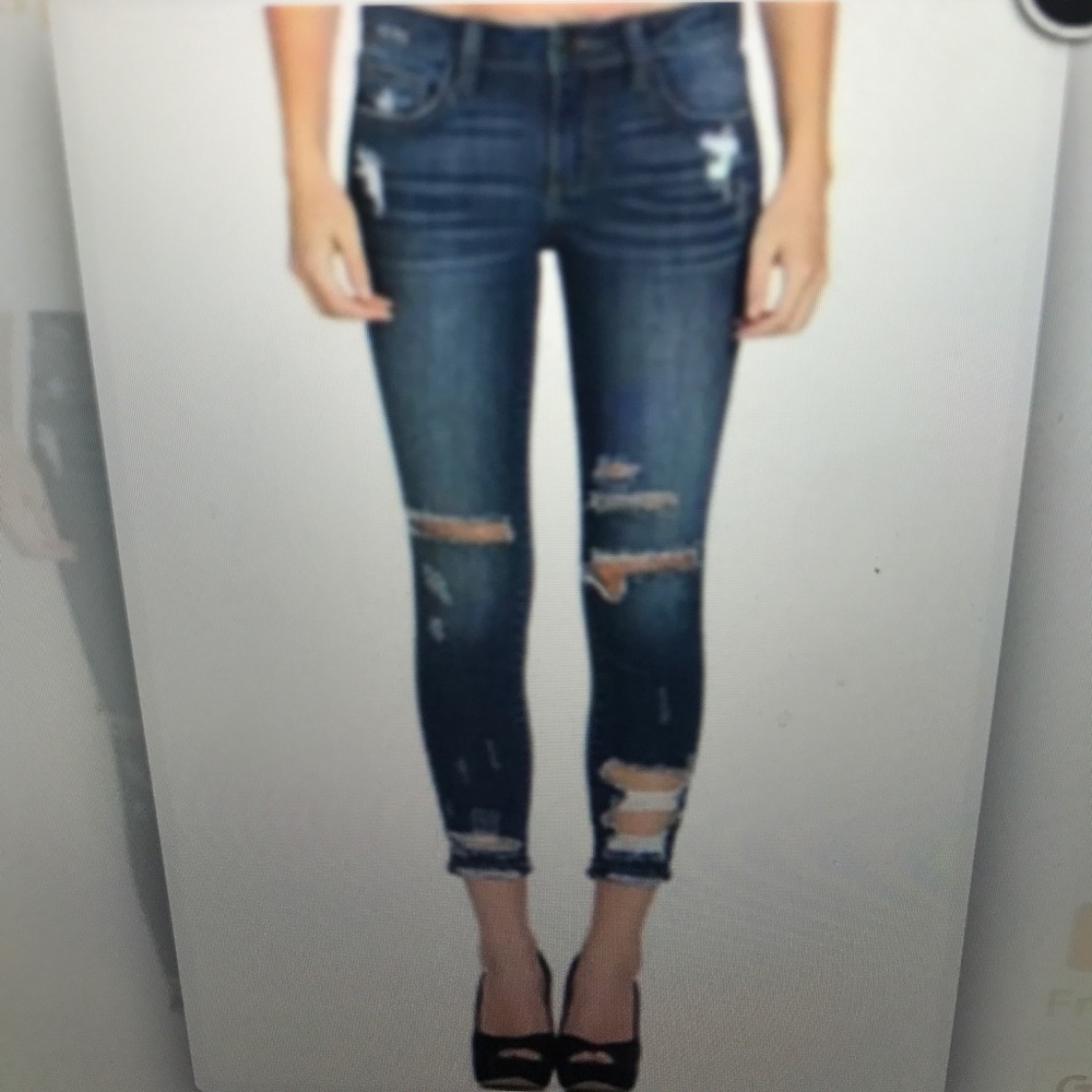 Cello Jeans ripped hem cropped skinny jean.
