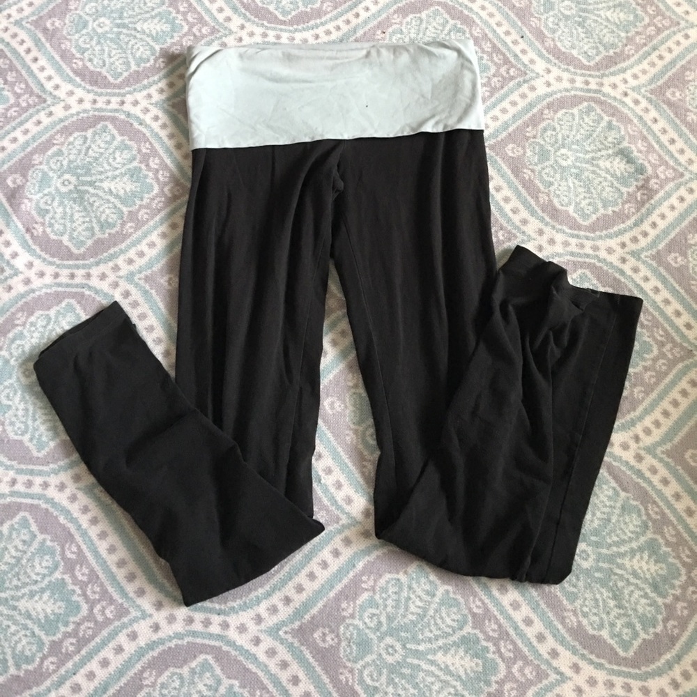 Victoria's Secret boot cut yoga pants
