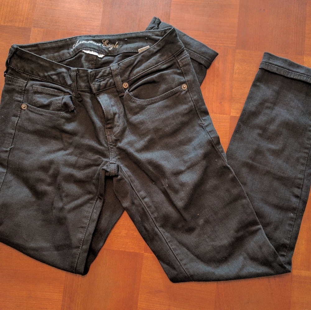 AEO Low-Rise Black Skinny Jeans