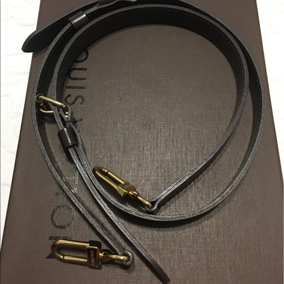 Authentic Louis Vuitton Speedy 25 Bandouliere - Picture 6 of 8