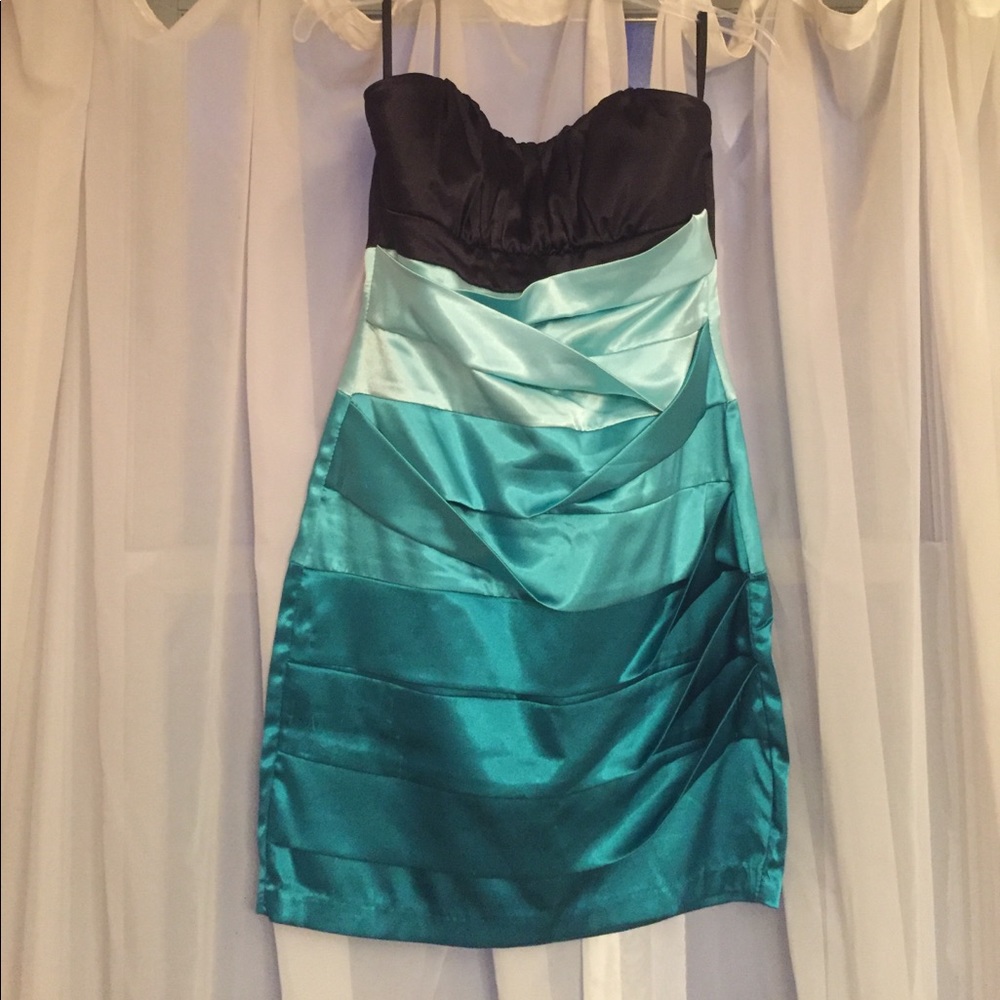 Strapless Juniors Going Out Dress Size 9