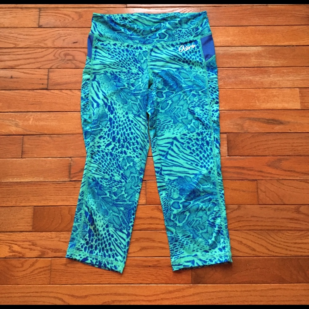 Aeropostale snake print blue athletic capris S