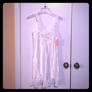 Oscar de la Renta Nightgown
