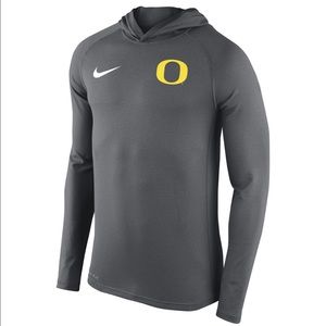 Men's Oregon Ducks NIKE Stadium Dri-Fit Hooded Top