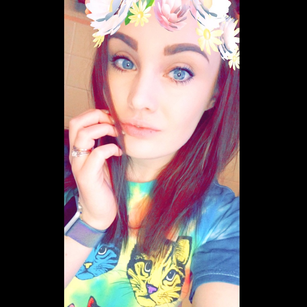 Meet your Posher, Brittany