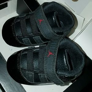 Infant retro Jordan's