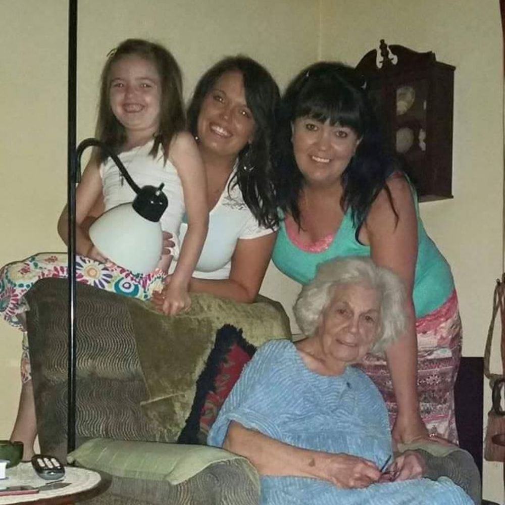 Meet your Posher, Ashlee