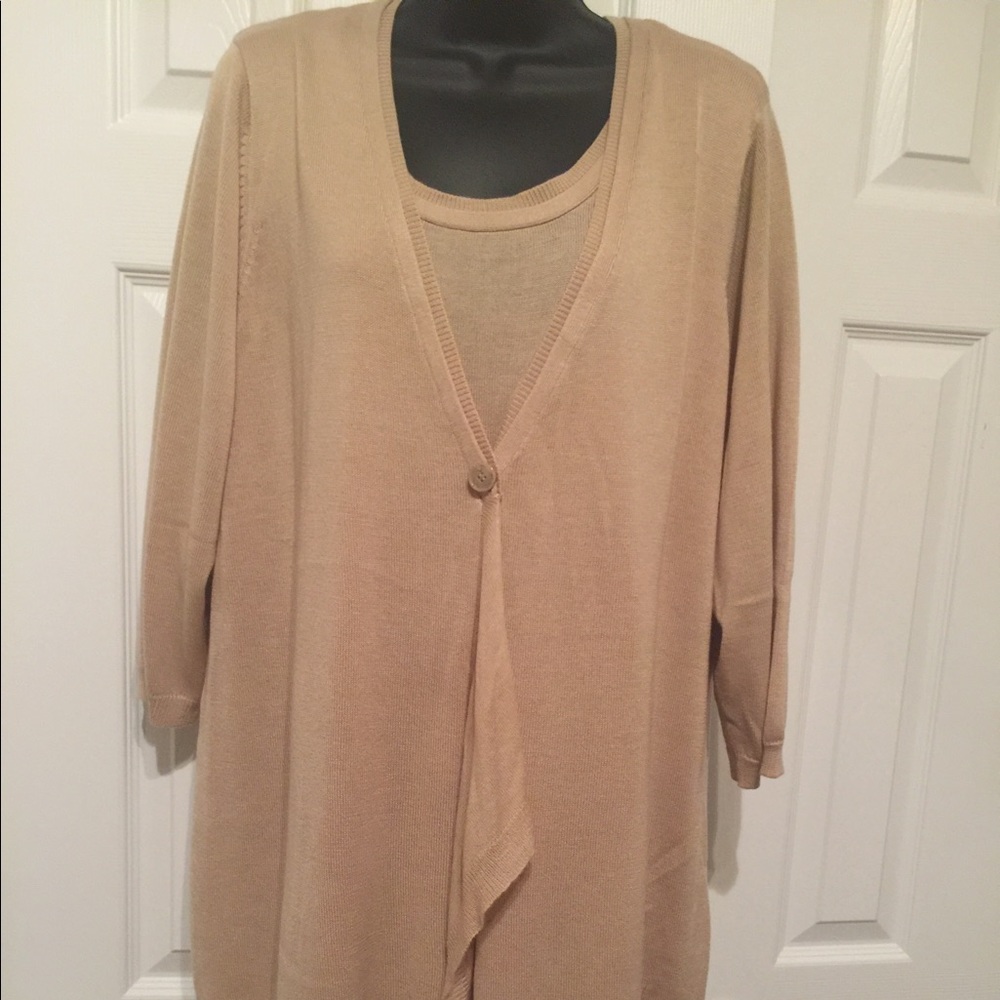 Avenue Cardigan Set