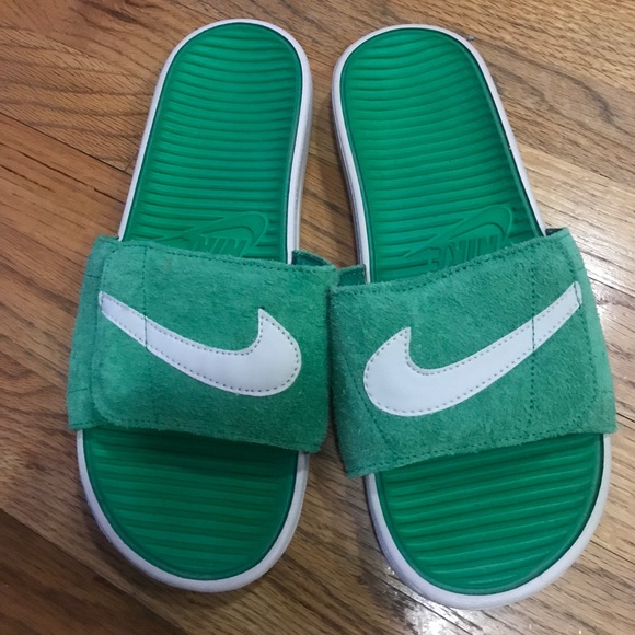 nike suede slides