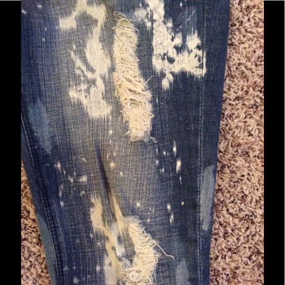 MUDD Bleach Washed Destroyed Skinny Jeans - Picture 3 of 8