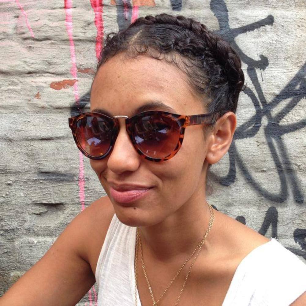 Meet your Posher, Cortney