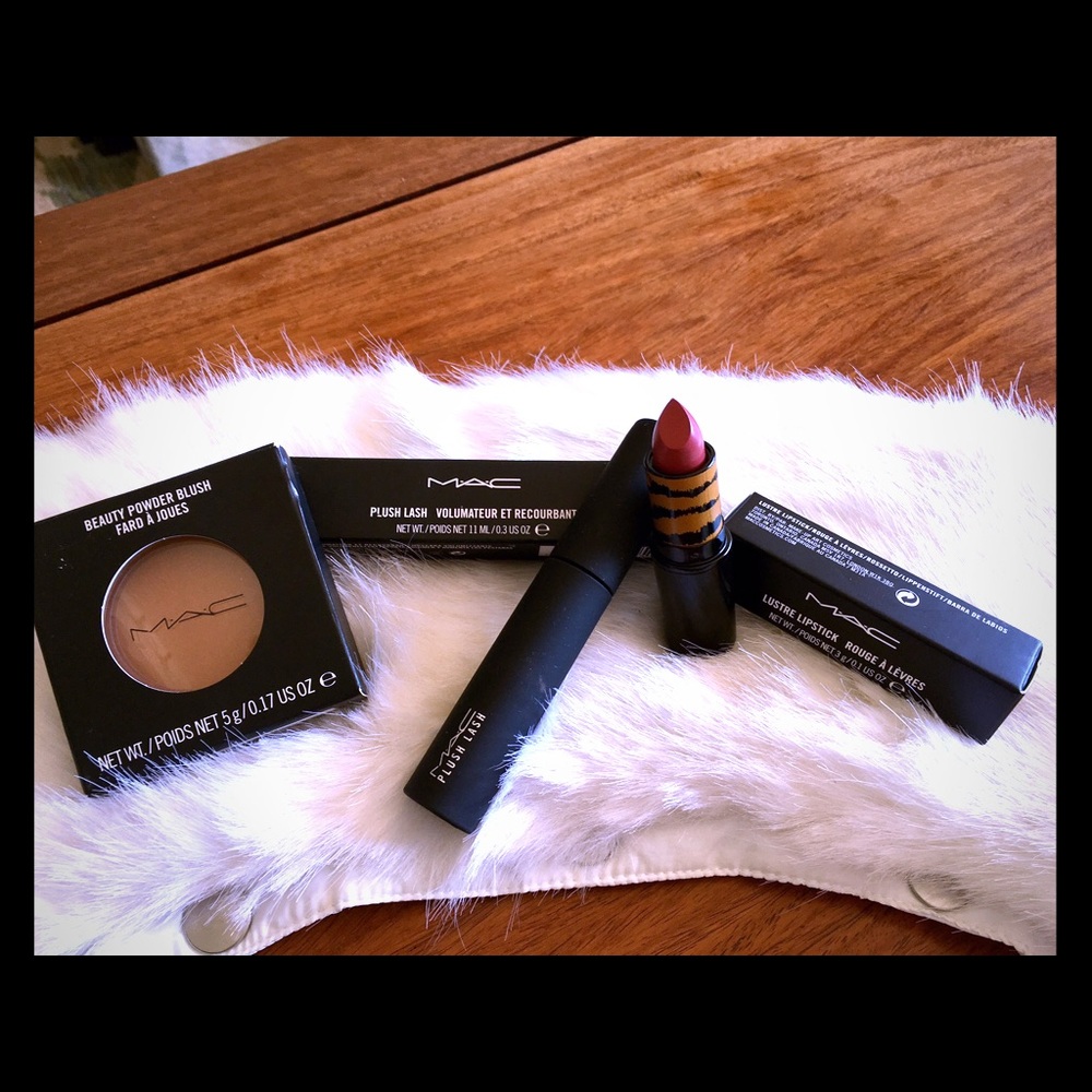 💋👠 BRAND NEW M.A.C. ORIGINAL BOX NEVER OPENED