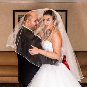 Meet your Posher, Esra