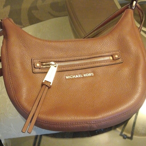 Michael Kors Handbags - AUTHENTIC MK Crossbody Bag