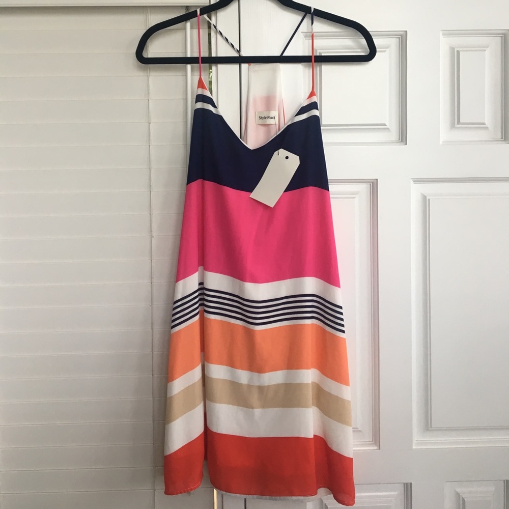 Style Rack Shift Dress Size L
