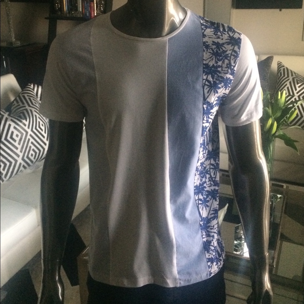 ZARA MAN - Graphic Tee w/design blocks