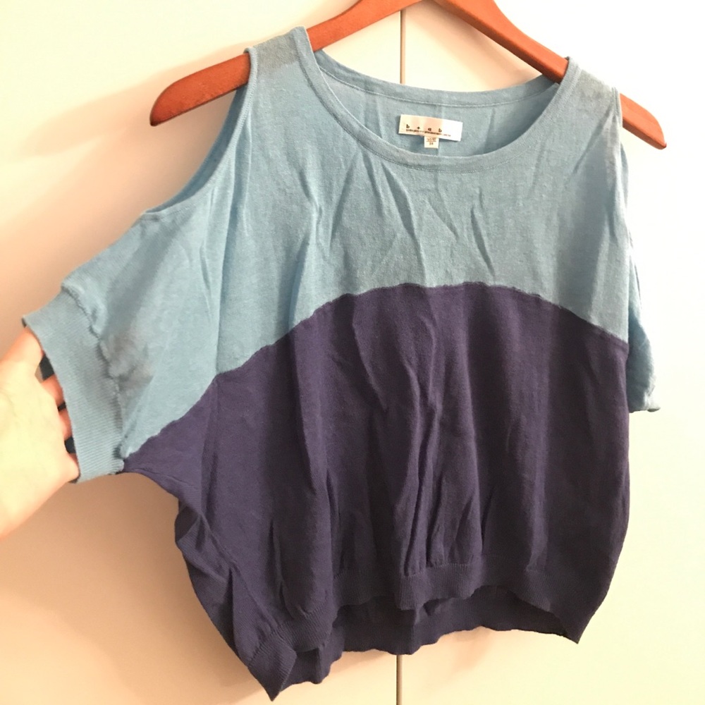 Linen Cold Shoulder Top