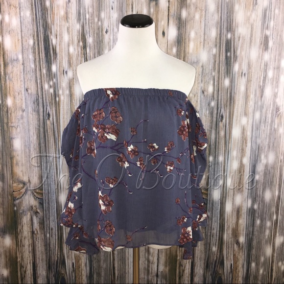 🎉CLEARANCE🎉Purple Off-Shoulder Floral Ruffle Top - Picture 2 of 3