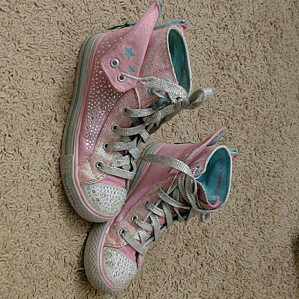 Twinkle toes shoes