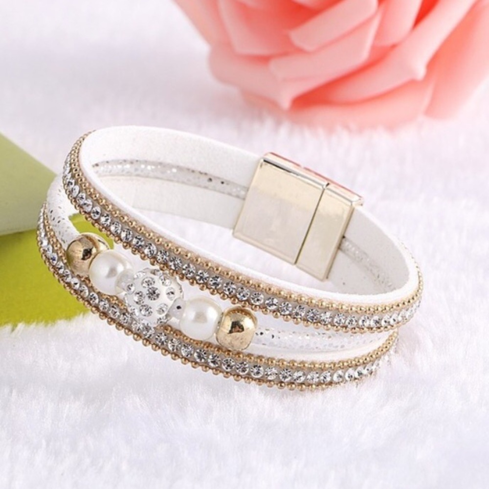 Beautiful fashion bracelet!