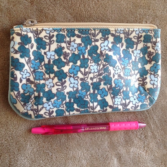 Zippered coin purse or make up bag - Picture 3 of 3
