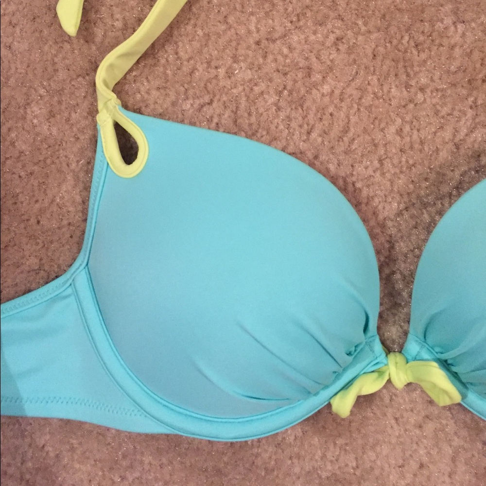 VS Bikini Top - Picture 2 of 5