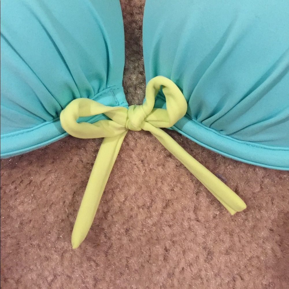VS Bikini Top - Picture 3 of 5