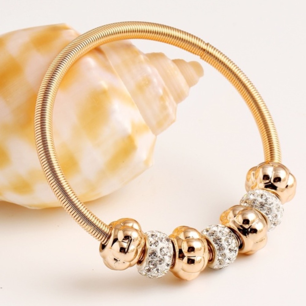 Gold fashion bracelet.