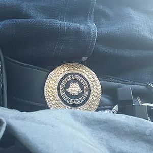 Meet your Posher, Shark