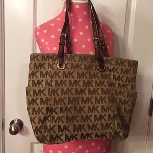 Michael Kors Medium Tote