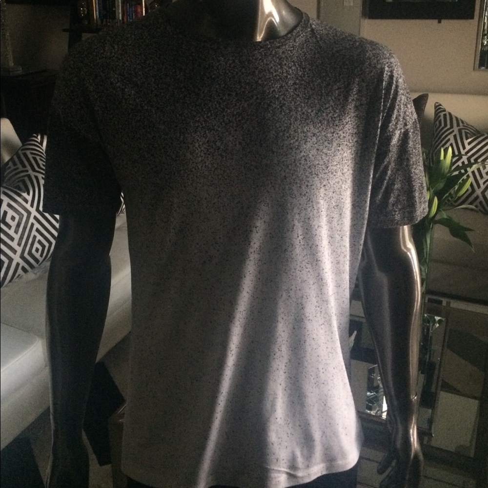 ZARA MAN - Blk/wht Speckled Ombré Tee w/Long back