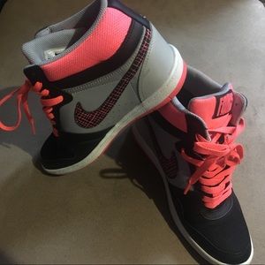 Womens Nike 🏀 Wedged Airforces 👟