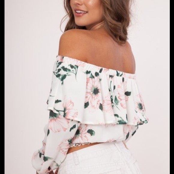 Peach Love Crop Top Off the Shoulder Floral Size Small - NEW - Last One - Picture 3 of 6