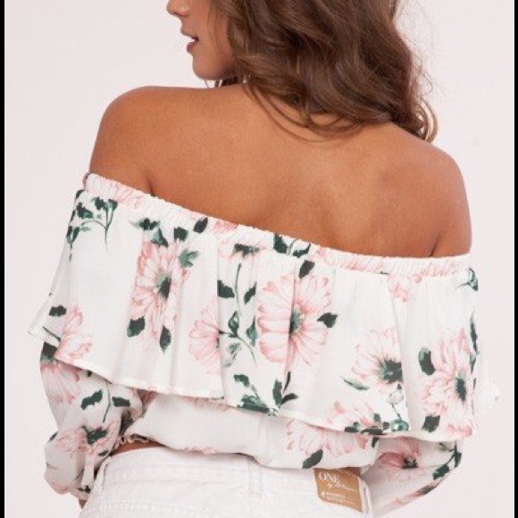 Peach Love Crop Top Off the Shoulder Floral Size Small - NEW - Last One - Picture 6 of 6