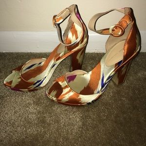 Peep toe Zara ankle strap heels