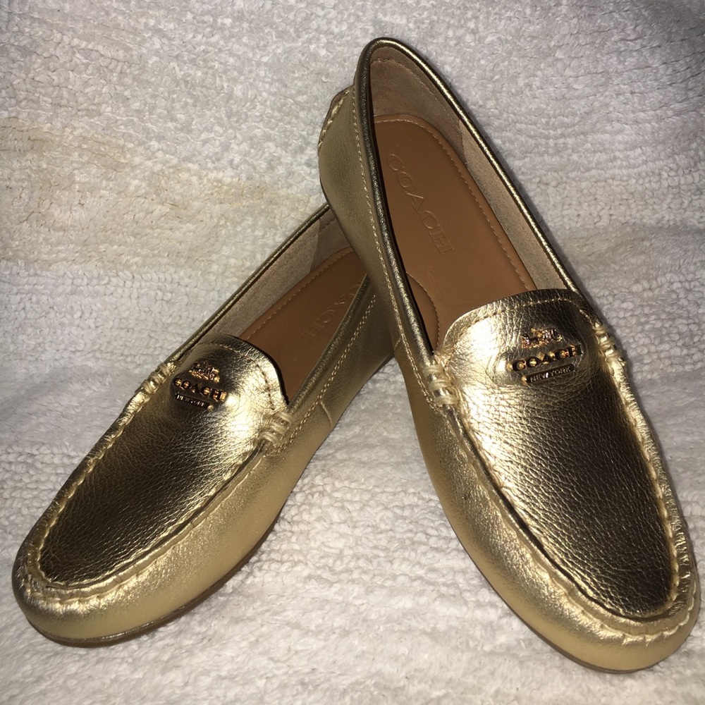 Coach NEW leather Amber pebbled gold loafers 6 - Picture 1 of 8