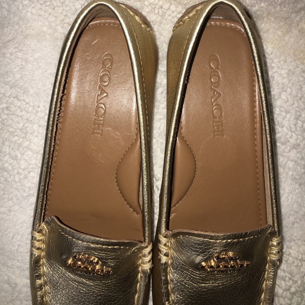 Coach NEW leather Amber pebbled gold loafers 6 - Picture 3 of 8