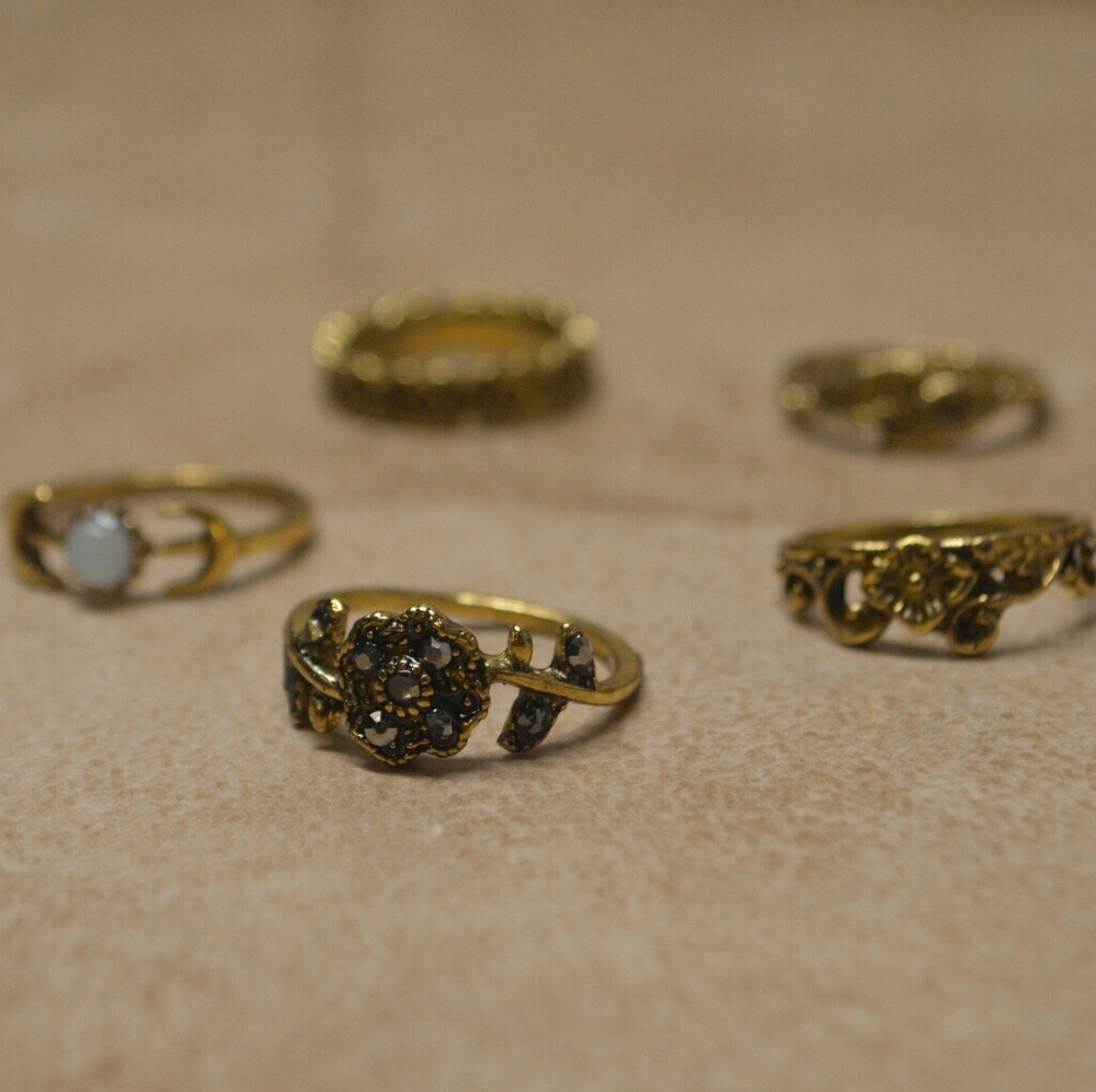 Brand New Set of 5 Bohemian Hippie Gold Rings - Picture 3 of 5