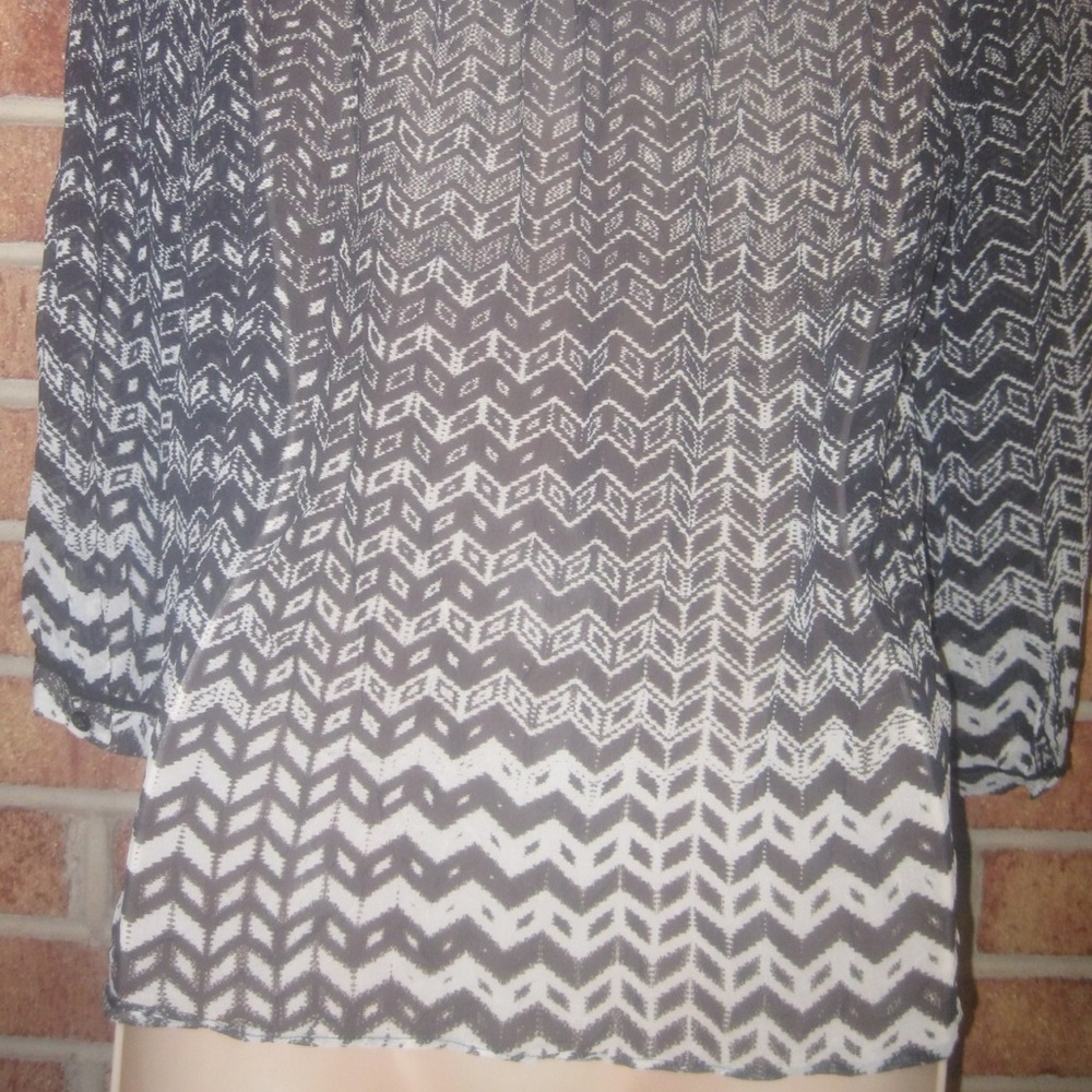 SOLD! Madewell Sheer Silk Chevron Peasant Blouse - Picture 6 of 8